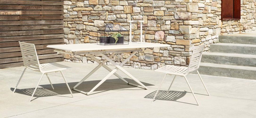 Zebra Tables